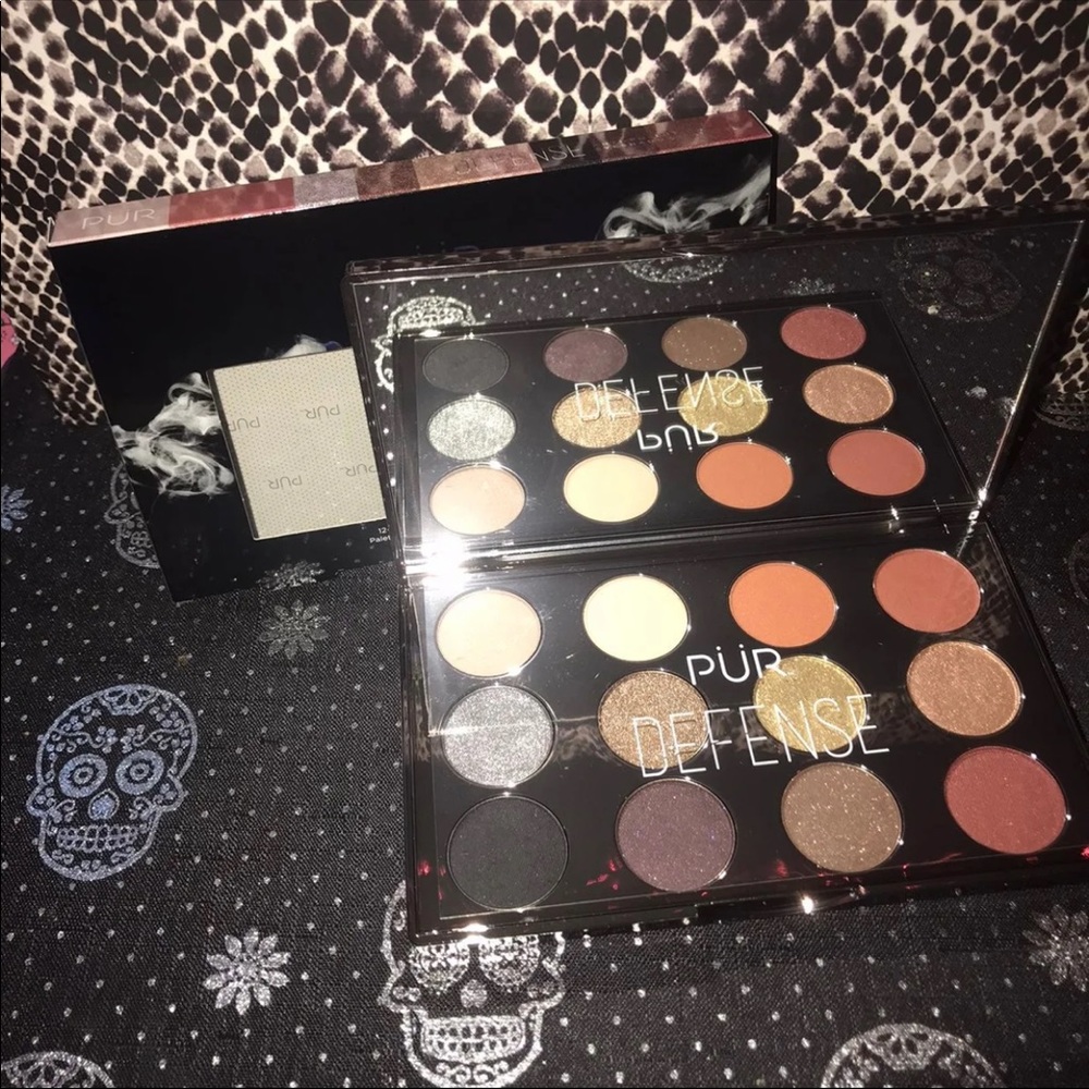 New in box Pur defense anti pollution eyeshadow palette